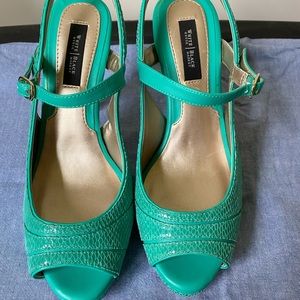 White House black market mint green high heels